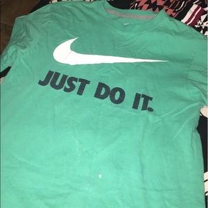 Nike womens shirt